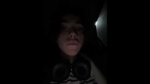 Media: lily__belle Stripchat 2024-10-27 20:32:00