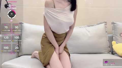 Media: ruoling_19 Stripchat 2024-10-27 14:46:00