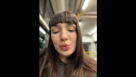 Media: sophie_avory Stripchat 2024-10-27 18:49:00