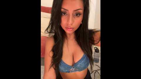 Media: sweetali_ Stripchat 2024-10-27 10:54:00