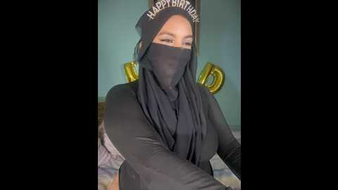 Media: zeynep_lahsen Stripchat 2024-10-27 11:53:00