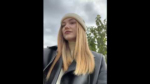 Media: aniemiller Stripchat 2024-10-28 08:36:00