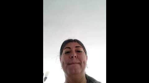 Media: emma_tour Stripchat 2024-10-28 16:28:00