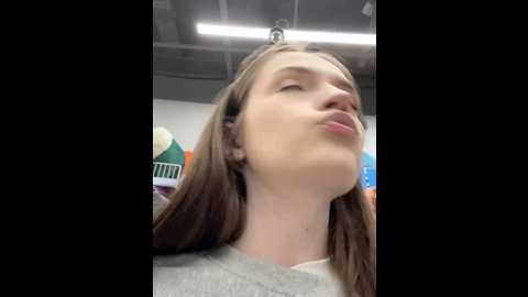 Media: jessi_meow Stripchat 2024-10-28 13:35:00