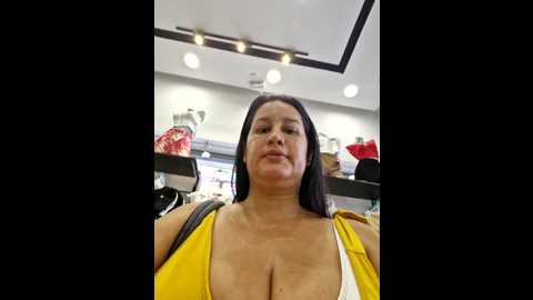 Media: keilymadam Stripchat 2024-10-28 16:36:00