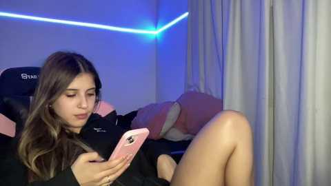 Media: lolykush Stripchat 2024-10-28 05:35:00