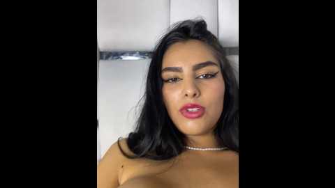 Media: maddy_rouse_ Stripchat 2024-10-28 03:48:00