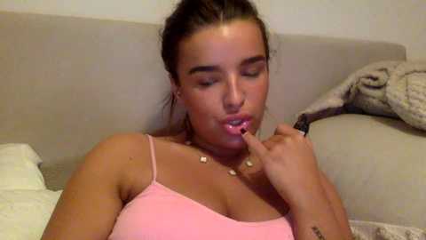 Media: maisie_smith Stripchat 2024-10-28 00:50:00