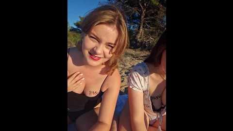 Media: maribelriver Stripchat 2024-10-28 14:28:00