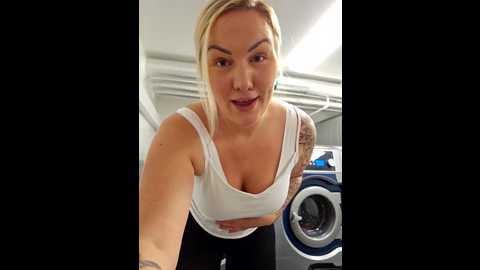 Media: nastymilf_ Stripchat 2024-10-28 12:31:00