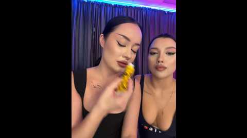 Media: rollinggirls Stripchat 2024-10-28 12:33:00