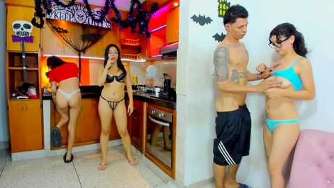 Media: royalgirls_x Stripchat 2024-10-28 22:18:00