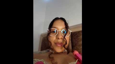 Media: shara_dreams Stripchat 2024-10-28 01:17:00