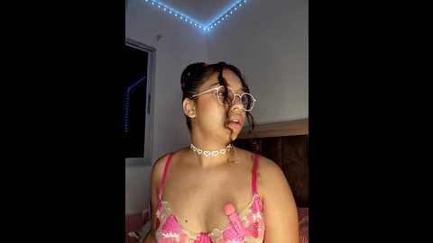 Media: shara_dreams Stripchat 2024-10-28 01:39:00