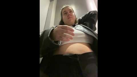 Media: suziemurray Stripchat 2024-10-28 07:56:00