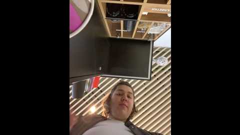 Media: suziemurray Stripchat 2024-10-28 08:03:00