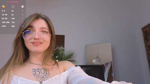 Media: sweety_baby_berry Stripchat 2024-10-28 16:50:00