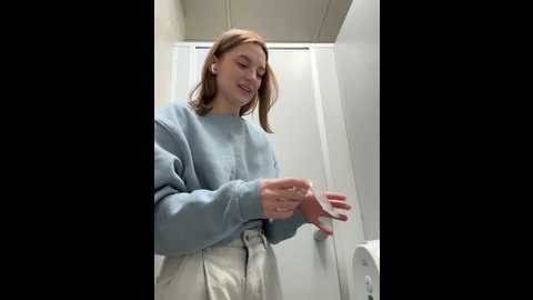 Media: _angelari_ Stripchat 2024-10-29 21:06:00