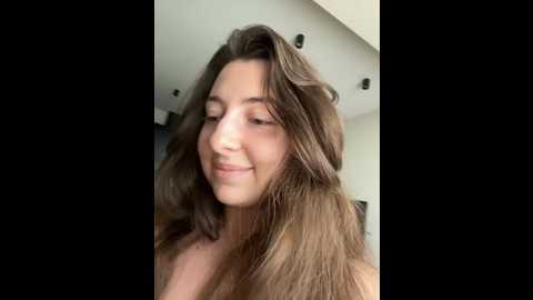 Media: curvyflawless Stripchat 2024-10-29 12:00:00