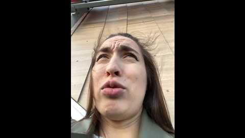 Media: holly_play Stripchat 2024-10-29 12:38:00