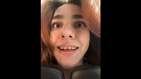 Media: lily__belle Stripchat 2024-10-29 17:03:00