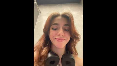 Media: lily__belle Stripchat 2024-10-29 17:49:00