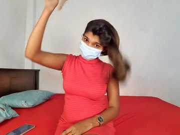 Media: queen_ashawary Stripchat 2024-10-29 17:00:00