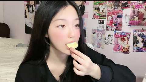 Media: smallmeow_ Stripchat 2024-10-29 12:21:00