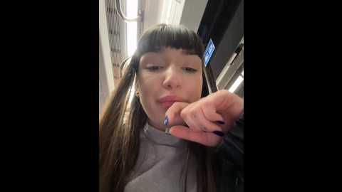 Media: sophie_avory Stripchat 2024-10-29 15:19:00