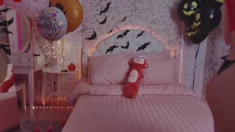 Media: wendy_darling Stripchat 2024-10-29 06:25:00