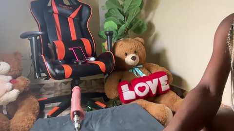 Media: audreyspanksfuck Stripchat 2024-10-30 10:25:00