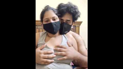 Media: ind_couple1 Stripchat 2024-10-30 07:49:00