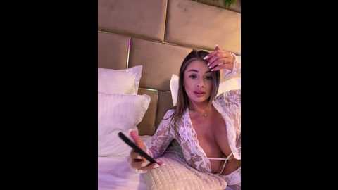 Media: isabellaetthan Stripchat 2024-10-30 22:34:00