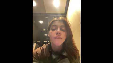 Media: lily__belle Stripchat 2024-10-30 16:51:00