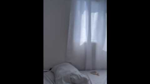 Media: naughty__angel Stripchat 2024-10-30 14:40:00
