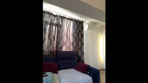 Media: rileysim88 Stripchat 2024-10-30 12:54:00