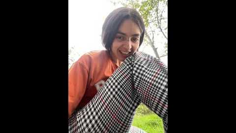 Media: sam_sara Stripchat 2024-10-30 18:37:00