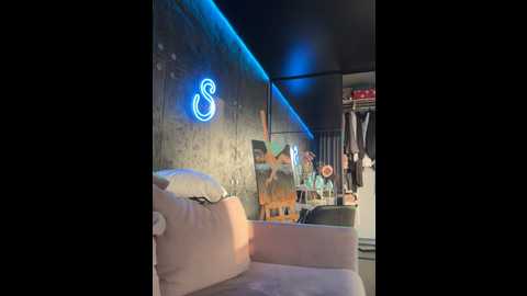 Media: sssativa_model Stripchat 2024-10-30 06:34:00