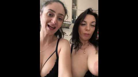Media: almmaxxxx Stripchat 2024-10-31 07:01:00