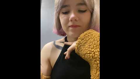 Media: baby__naughty Stripchat 2024-10-31 10:14:00