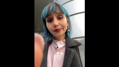 Media: bigbabykiki Stripchat 2024-10-31 09:15:00