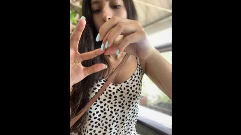 Media: littledoll___ Stripchat 2024-10-31 16:27:00