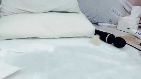 Media: mi_ke_520 Stripchat 2024-10-31 18:01:00