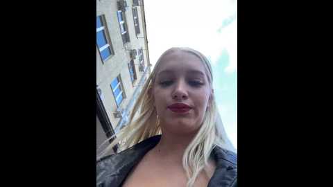 Media: milkyy_wway Stripchat 2024-10-31 08:07:00