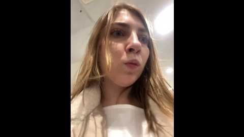 Media: sunny___bunny Stripchat 2024-10-31 17:17:00