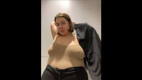 Media: suziemurray Stripchat 2024-10-31 11:59:00