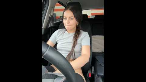 Media: angelinateller Stripchat 2024-11-01 07:34:00
