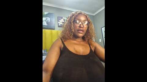 Media: bustygoddess32 Stripchat 2024-11-01 22:42:00