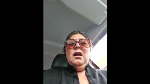 Media: emma_tour Stripchat 2024-11-01 16:53:00