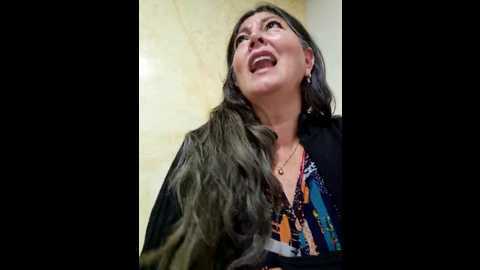 Media: emma_tour Stripchat 2024-11-01 17:36:00